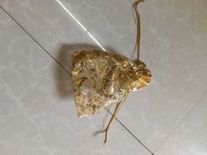 Elegant Gold Brocade Pouch - pack of 30