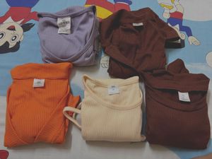 Set of 5 SSS trendy tops 👚