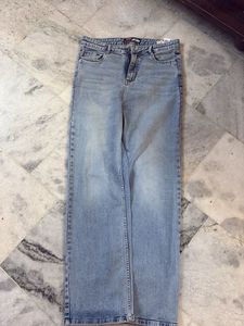 Tommy Hilfiger Light Wash Denim Jeans