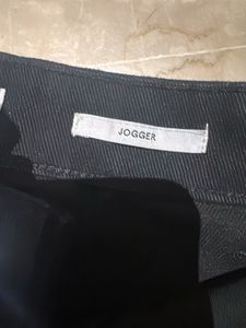 BERSHKA Black Cargo Jogger
