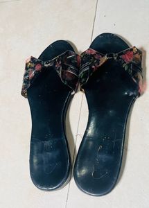 Chic Black sleeper, flats 🥿