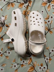 Cassiey white clogs