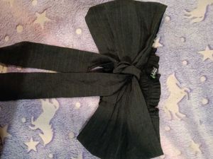 black bandeau top with bow detail and streachable