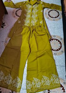 Embroidered Yellow Kurta set (coord se