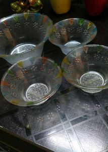Set Of 4 Bowl🔥💥...(1 Big 3 Small)