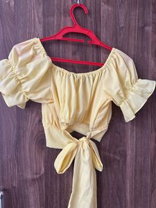 Chic Yellow Puff Sleeve Crop Top