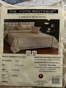 The Home Boutique Camilias Bedcover