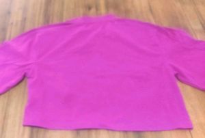 Trendy Pink Graphic Crop Top