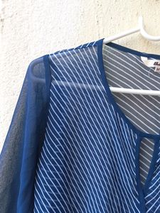 SET of two Pretty Tops 💙