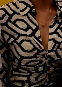 Stylish Black and White Print Top