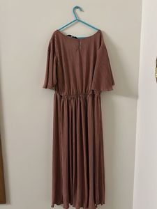 Elegant Pleated Flutter Sleeve Dress