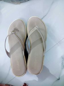 DressBerry Platform Heels