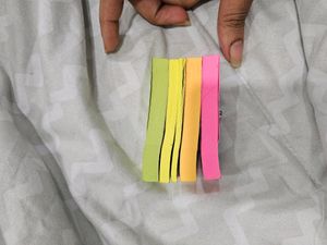 MULTI COLOUR STICKY NOTES STRIP