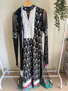 Elegant Black & White Floral Kurta Set