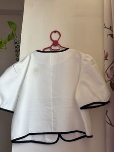 Chic White Puff Sleeve Blouse