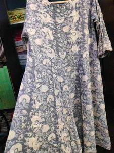 4 xl. Beautiful Blue Floral Kurta