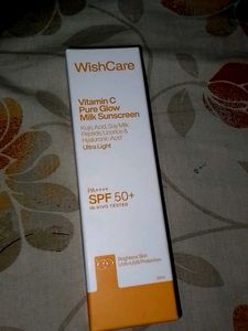 WishCare Vitamin C Pure Glow Milk Sunscreen
