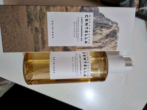 SKIN1004 Madagascar Centella Light Cleansing Oil