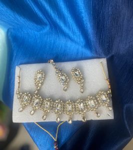 Kundan And Stone Jewelry Set