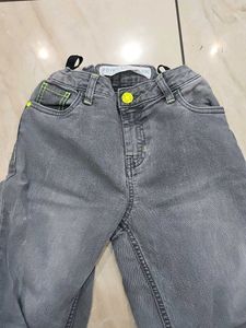 Bundle of 3 boy's Jeans