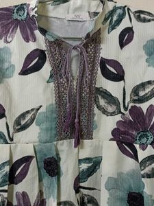 Floral Print Kurta with Lace Detail
