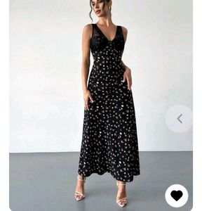 Sleeveless dress