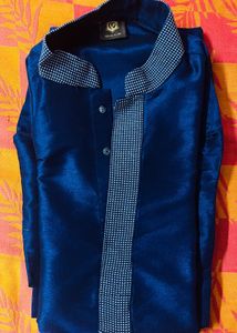 Manyavar Men's Royal Blue Kurta