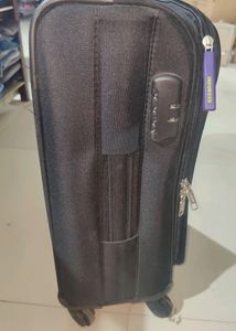 Safari Large Check In Suitcase (77CM) 4 Wheels