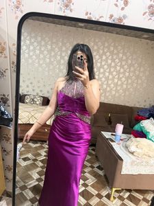 Stunning Purple Embellished Gown❤️🎀