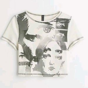 H&amp;M Graphic Print Cropped T-Shirt