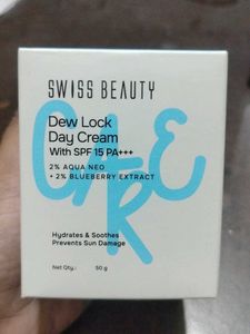 Swiss Beauty Dew Lock Day Cream SPF 15