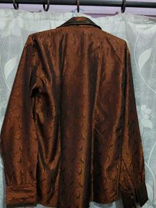 Men's Brown Textured Button-Up Shirt