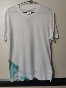 Reebok Men's Casual Tshirt. Like New.