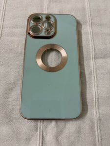 6 iPhone 15 Pro Max Covers/ Cases