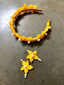 Floral hairband &amp; earrings set