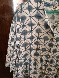 Stylish Blue &amp; White Printed Kurta