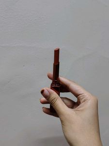 mamaearth lipstick