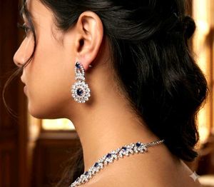 Stunning Diamond &amp; Sapphire Jewellery Set
