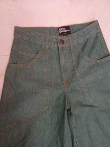 made in Turkey Wide Leg baggy Jeans green