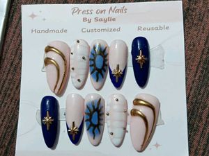 beautiful blue press on nails