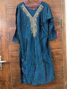 Elegant Teal Embroidered Kurta