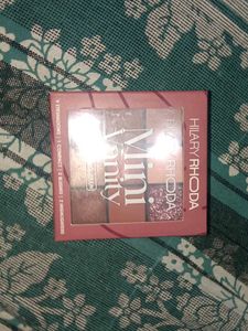 Hilary Rhoda Mini Vanity Eyeshadow Palette