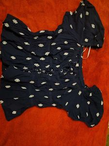 Floral Print Smocked Crop Top