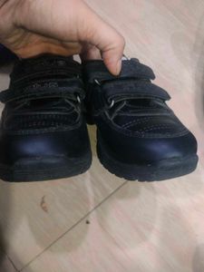 Kids Blackschool shoes 3 to 5 yrs 11 numbe