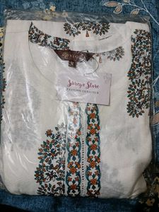cotton white floral patches wor kurta sets with du