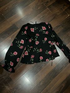 H&amp;M Floral Print V neck Top