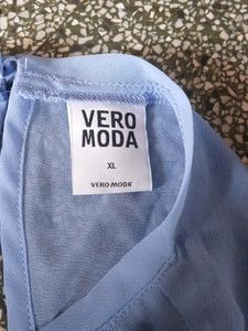 ​🛍️ Vero Moda प्रीमियम टॉप्स कॉम्बो (Pack of 2)
