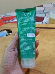 jovees herbal face wash