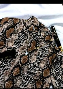 Y2K Stylish snake print turtleneck top