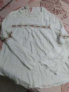 White Embroidered Kurta